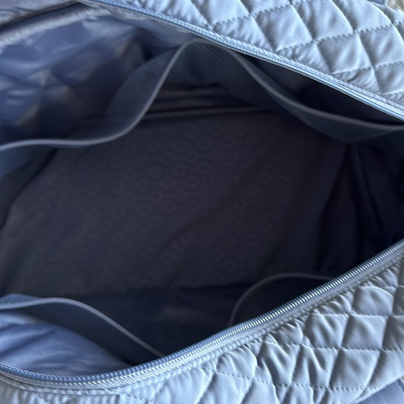 Vera Bradley quilted weekender bag - Picture 4 of 10